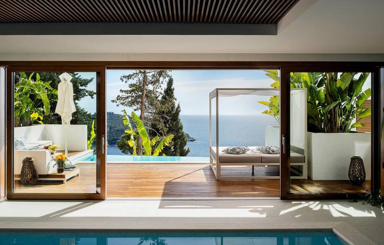 Ferienhaus für 12 Personen, mit Pool und Whirlpool sowie Terrasse in Dubrovnik