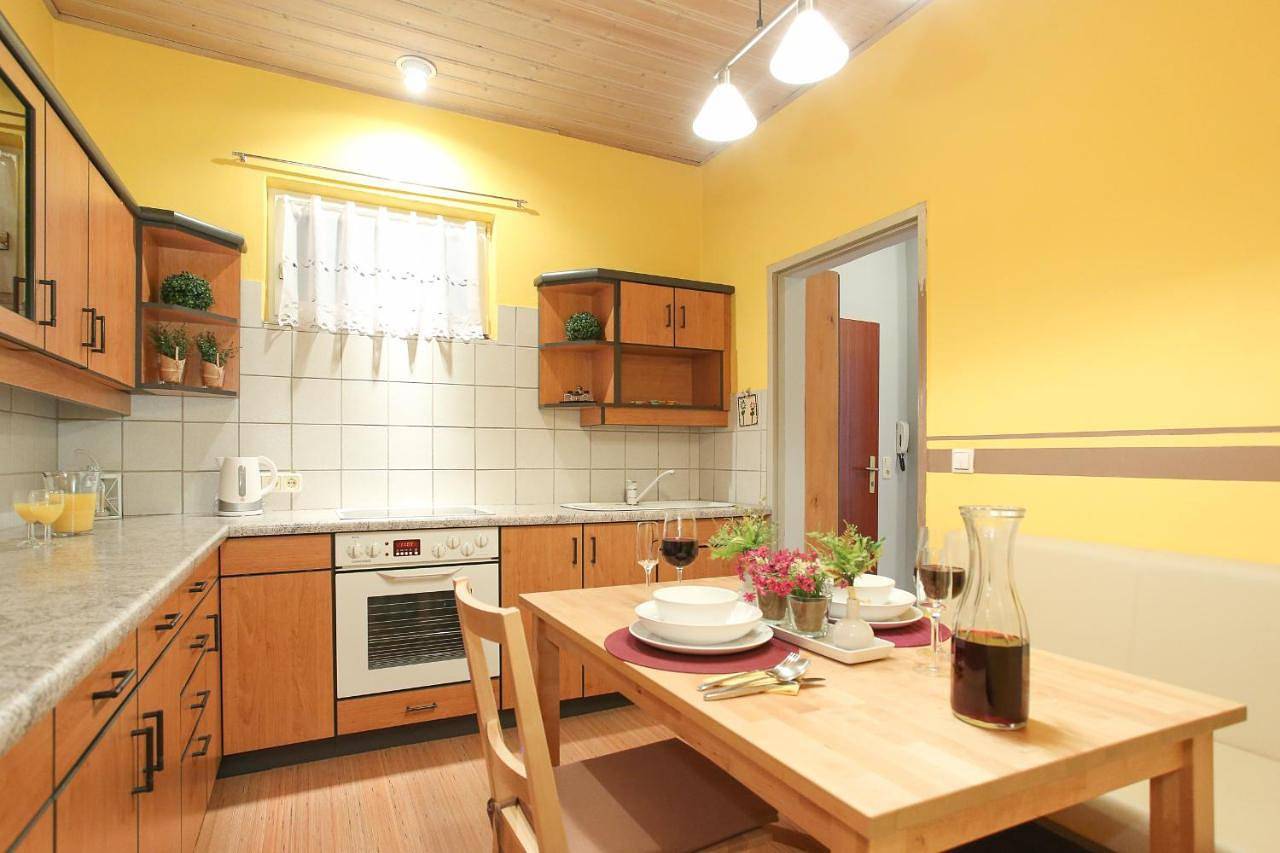 Ganze Wohnung, Lovely Apartment I Close to Main Station I 10 Minutes to Belvedere in Wien, Donau Niederösterreich