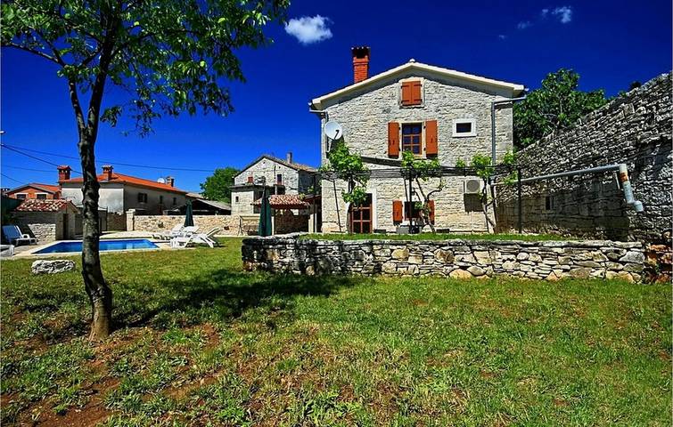 Ferienhaus für 8 Personen, mit Garten und Terrasse, kinderfreundlich in Istrien - 2