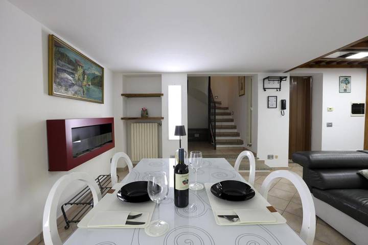 Gîte pour 3 personnes, avec terrasse à Verceil - 3