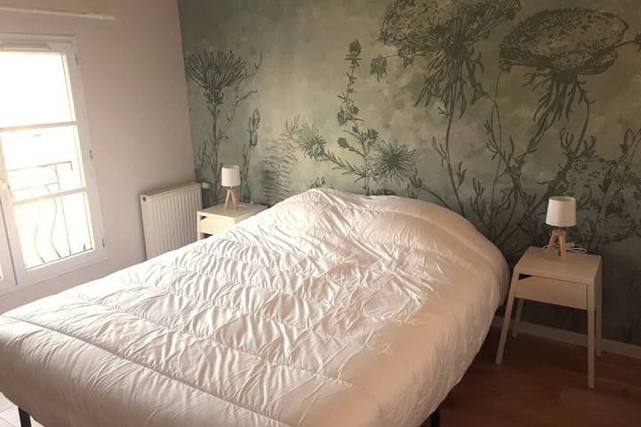 Location de vacances pour 11 personnes, avec terrasse et jardin à Vérines - 2