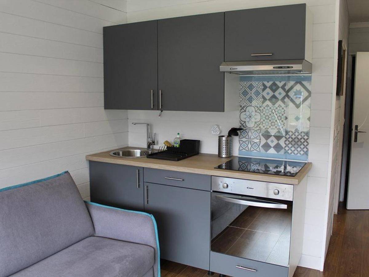 Appartement entier, Studio Rénové avec Balcon Sud, Pistes & Commerces à Proximité - Fr-1-787-59 in Le Lioran, Laveissière