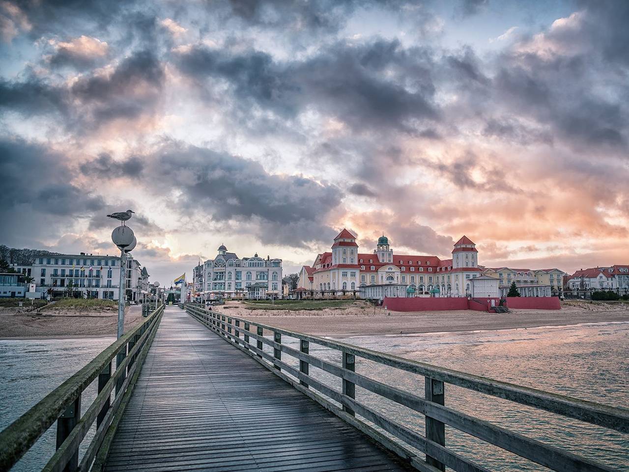 Ganze Ferienwohnung, Ferienhaus Dollahner | Zentrale Lage | Strandnähe - Apartment 05 | 1. Obergeschoss in Ostseebad Binz, Binz