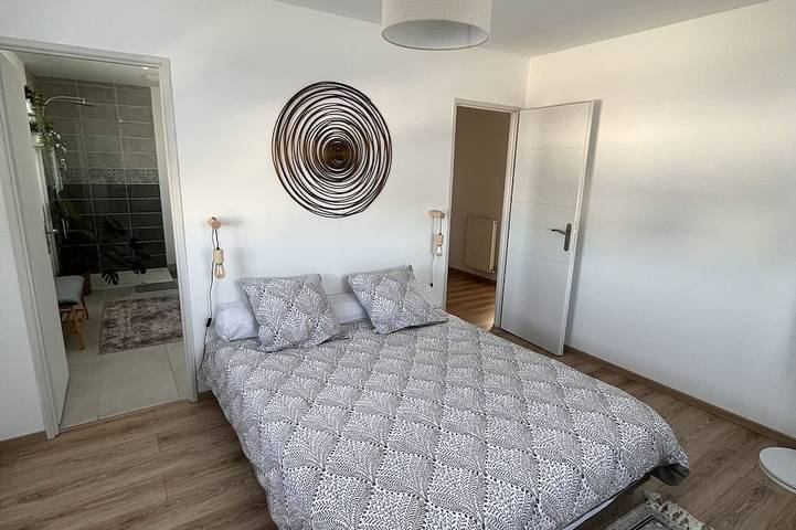 Location de vacances pour 6 personnes, avec Terrasse et Jardin à Ploubalay - 3