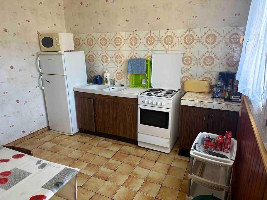 Vaste villa au coeur de la pinède in Les Mathes, Côte de Beauté