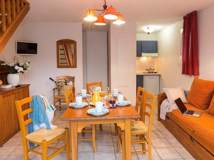 Appartement entier, Résidence Odalys Référence Les Sources de Manon - Appartement 6 personnes - 2/3 pièces duplex 6 pers. in Vallon-Pont-d'Arc, Gorges de l’Ardèche