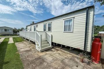 Static Caravan for 8 People in Hunstanton, Norfolk, Photo 2