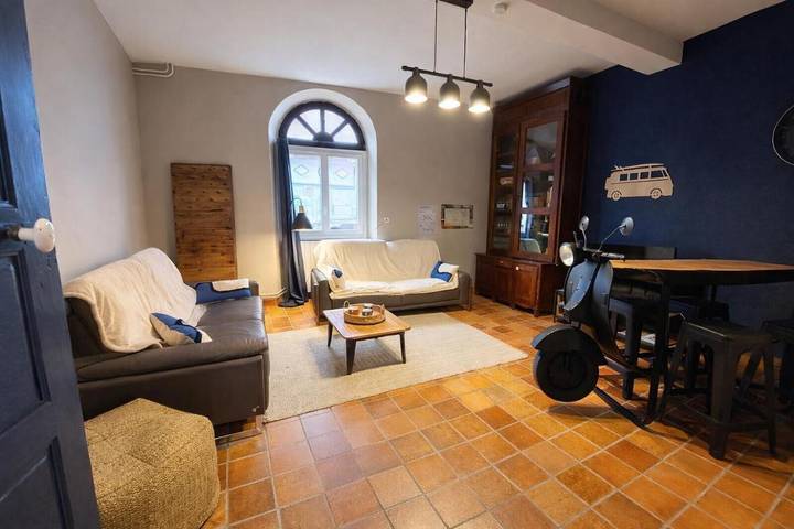 Villa pour 8 personnes, avec jardin, adapté aux familles dans Béarn - 3