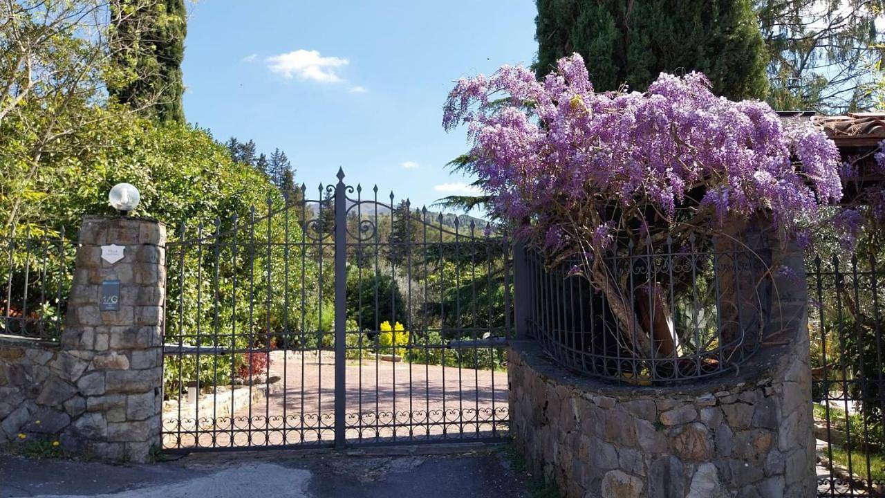 Appartamento intero, Two-Bedroom Apartment in Prato, Provincia di Prato