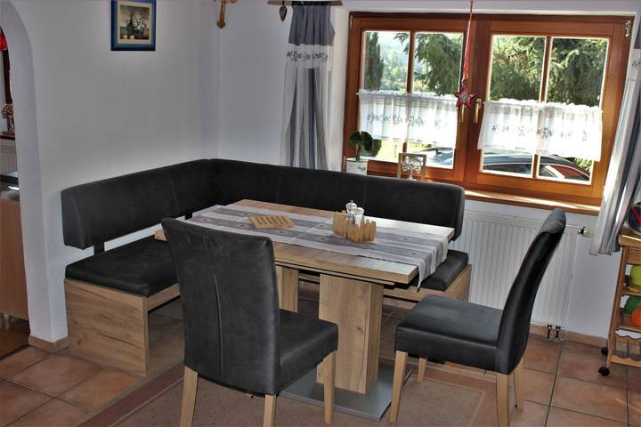 Ganze Ferienwohnung, Ferienwohnung Brustmann - Ferienwohnung Erdgeschoss, 2-4 Pers., Wohnküche, Bad/Wc, Terrasse in Teisendorf, Rupertiwinkel