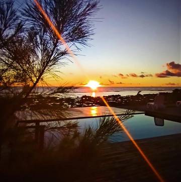 Location de vacances pour 4 personnes, avec terrasse ainsi que piscine et jardin dans Fakarava