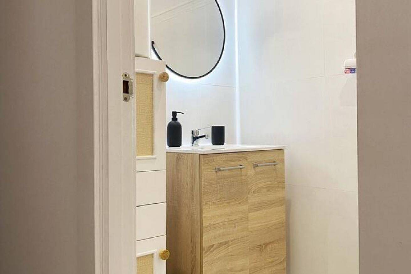 Strandappartement met Uitzicht op Water, Wi-Fi & Volledige Keuken, foto 13