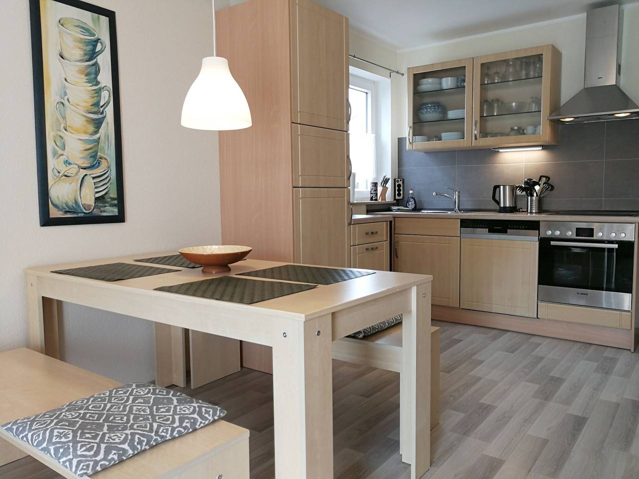 Ganze Wohnung, Ferienwohnung 'Haus Abendsonne Hochparterre Klein' mit Gemeinschaftsterrasse, Balkon und Wlan in Wallersheim, Koblenz
