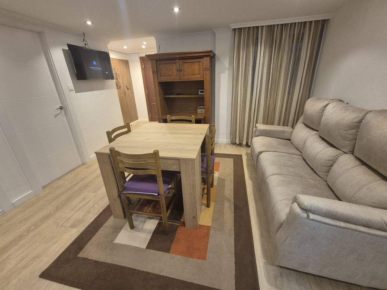 Appartement entier, 1A166 Alquiler Temporada Apartamento recién reform in Distrito Centro (Gijón), Gijón