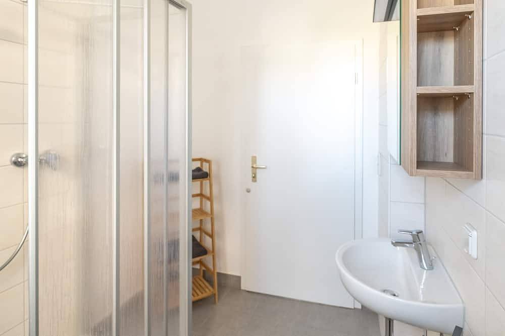 Ganze Wohnung, Gsw Gästewohnungen Karl-Marx-Straße 42, Whg 1 (Eg li.) - Gsw Gästewohnungen Karl in Guben, Cottbus und Umgebung