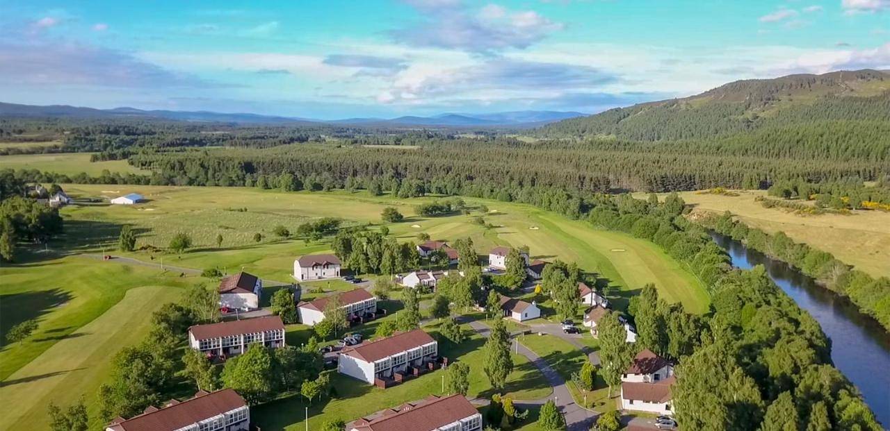 Resort for 8 people with garden in Aviemore, Highlands