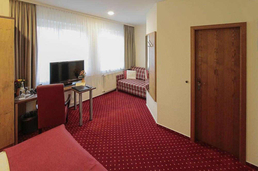 Ganze Wohnung, Doppelzimmer Du/Wc in Ziesar, Mittelmark