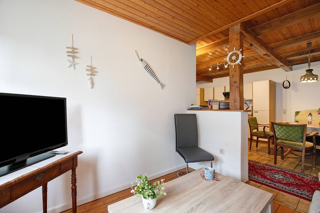 Ganze Wohnung, Ferienwohnung 'Auf Dem Rosenhof' mit Terrasse, Garten und Wi-Fi in Wolmersdorf, Dithmarschen