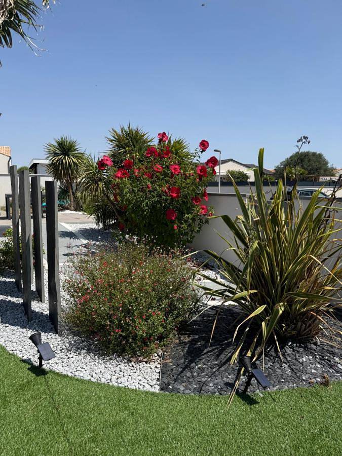 Gîte pour 2 personnes, avec jardin et vue à Saint-Sulpice-de-Royan - 2