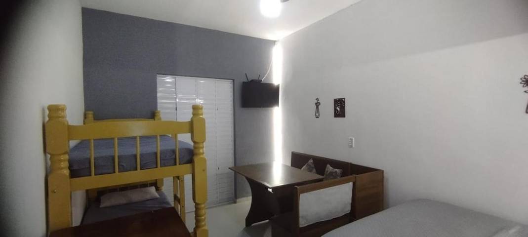 Ferienwohnung für 4 Personen, mit Balkon und Ausblick sowie Garten - 1