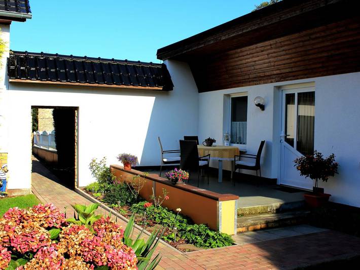 Ferienhaus für 5 Personen, mit Terrasse und Garten in Stahlbrode