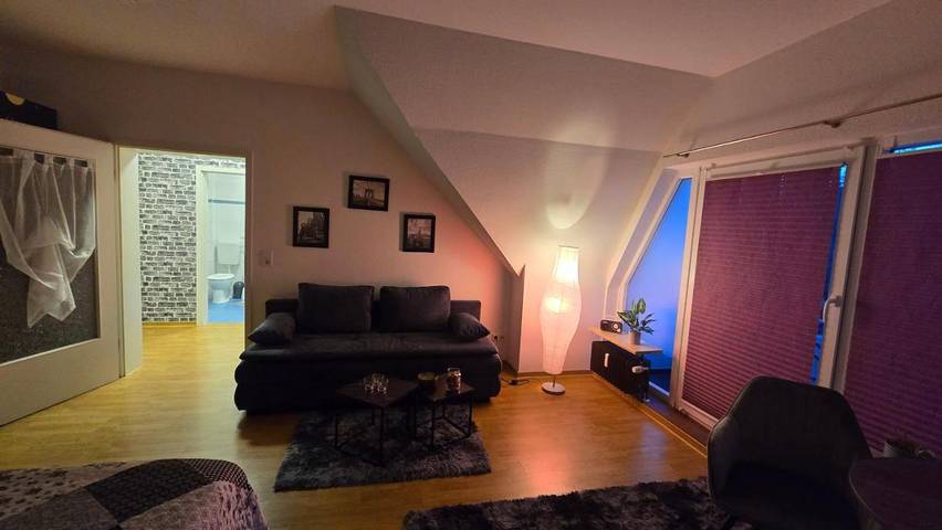 Ferienwohnung für 2 Personen, mit Balkon und Ausblick in Seelze