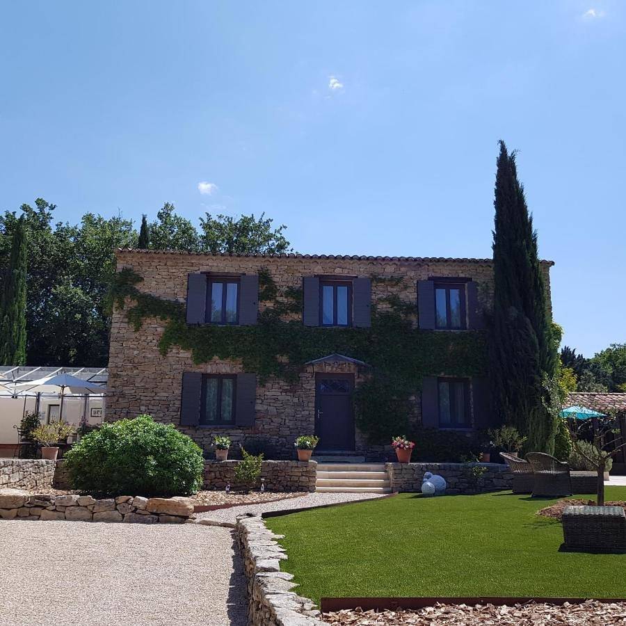 King Room with Garden View in Gordes, Parc naturel régional du Luberon