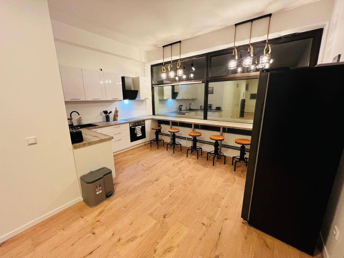 Ganze Wohnung, Big Apartment l 18 Beds l Free Parking l Wifi l in Erwitte, Kreis Soest