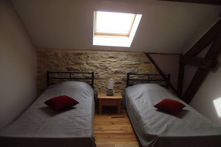 Gîte pour 12 personnes, avec jardin à Gourdon - 4