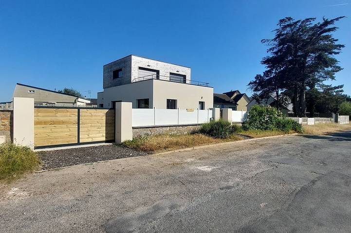 Location de vacances pour 6 personnes, avec jardin et balcon à Portbail