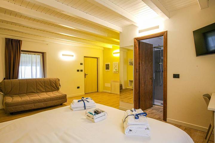 B&b per 4 persone, con Balcone e Terrazza nonché Giardino e Panorama a Belluno