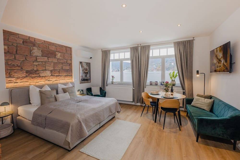 Ganze Wohnung, Klimatisiertes Apartment (32,5qm) mit Boxspringbett in Miltenberg, Spessart-Mainland