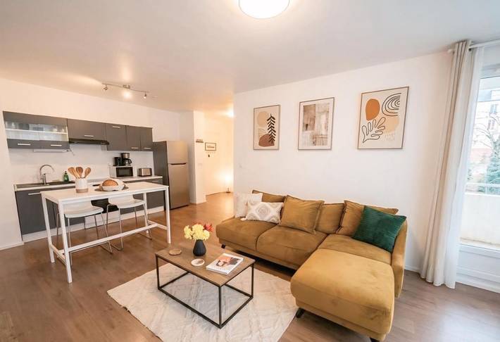 Gîte pour 6 personnes, avec balcon à Le Mée-sur-Seine