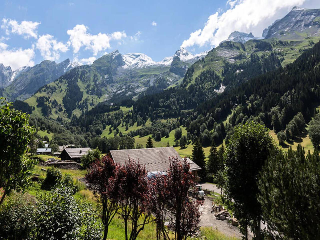Apartamento entero, Chalet en Aravis con Vistas a las Montañas in La Clusaz, Región de Annecy