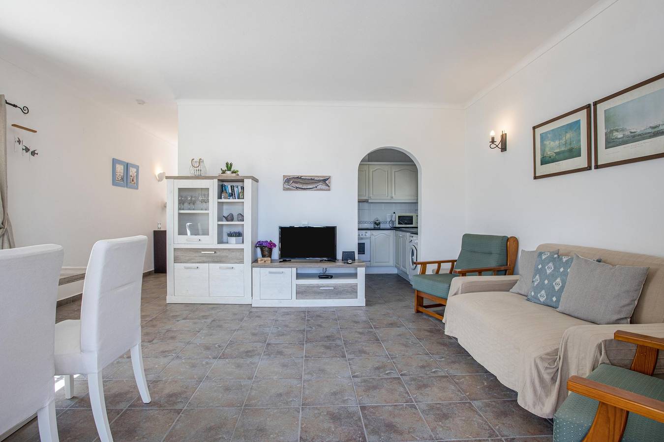 Entire apartment,  Vacation Apartment Palm Queen with Sea View, Wi-Fi, Garden & Terrace; Parking Available on Property in Praia da Luz, Faro District