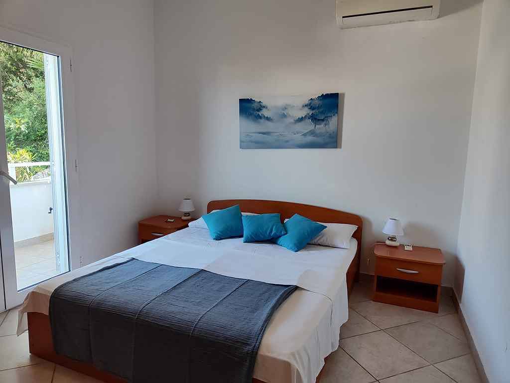 Ganze Ferienwohnung, Ferienwohnung mit Balkon und Meerblick  in Primošten, Šibenik-Knin