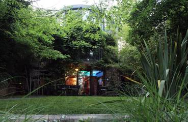Maison d’hôte pour 2 personnes, avec piscine ainsi que jardin et sauna dans les Hauts-de-Seine