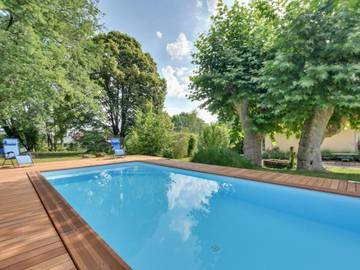 Gîte pour 4 personnes, avec jardin à Cuisery