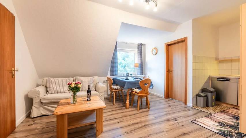 Ferienwohnung für 3 Personen, mit Garten und Balkon, mit Haustier in Midlum - 2