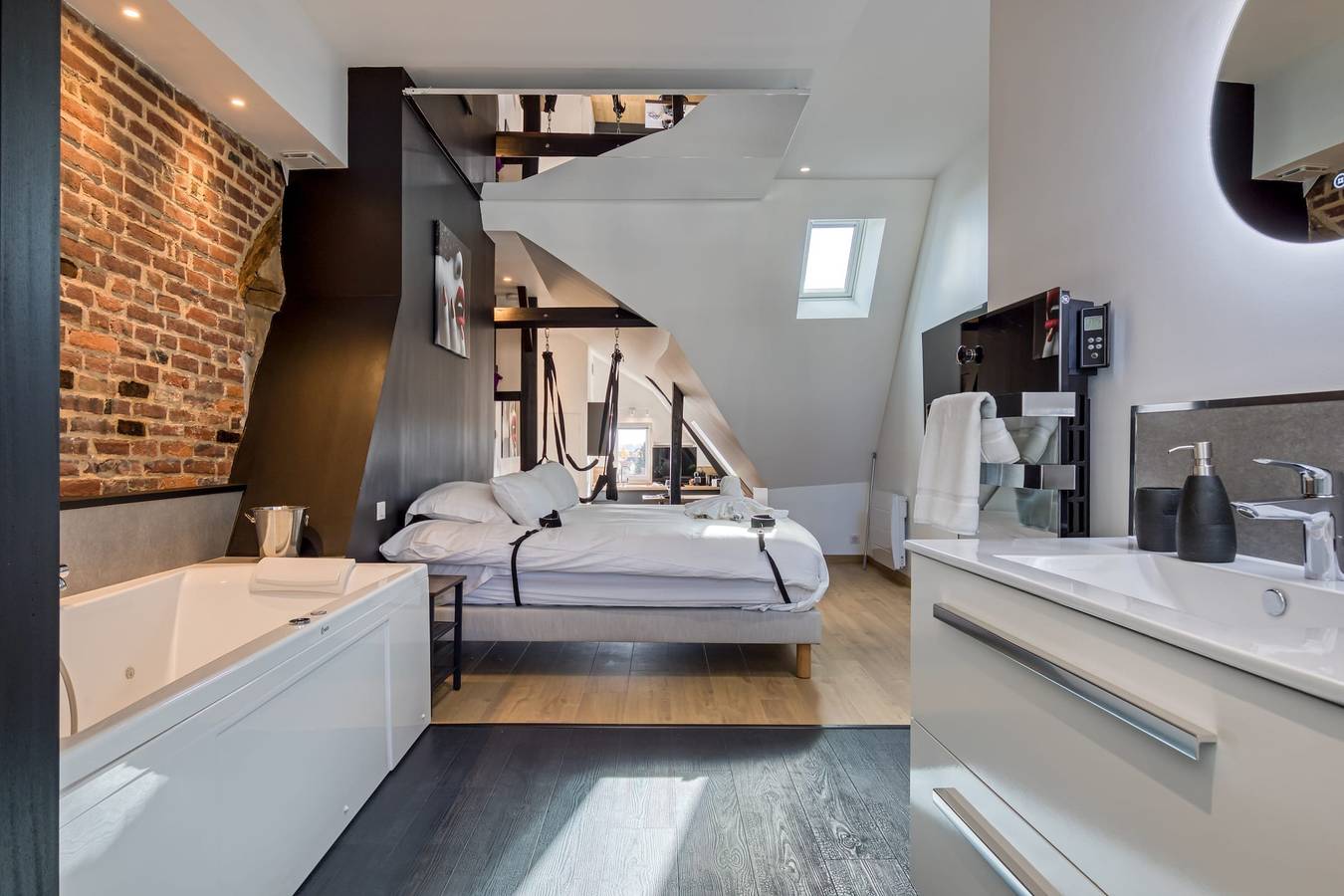 Ganzes Studio, Nuits secrètes, un instant privilégié et sensuel in Bourg-Achard, Bernay und Umgebung