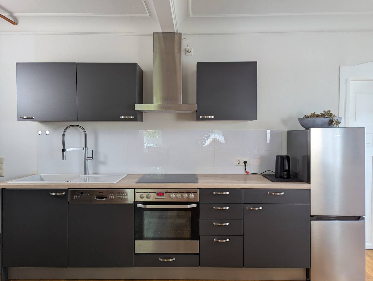 Ganze Wohnung, Ferienwohnung 'Lichtenstein' mit Bergblick, privater Terrasse und Wlan in Lichtenstein (Stadt), Lichtenstein