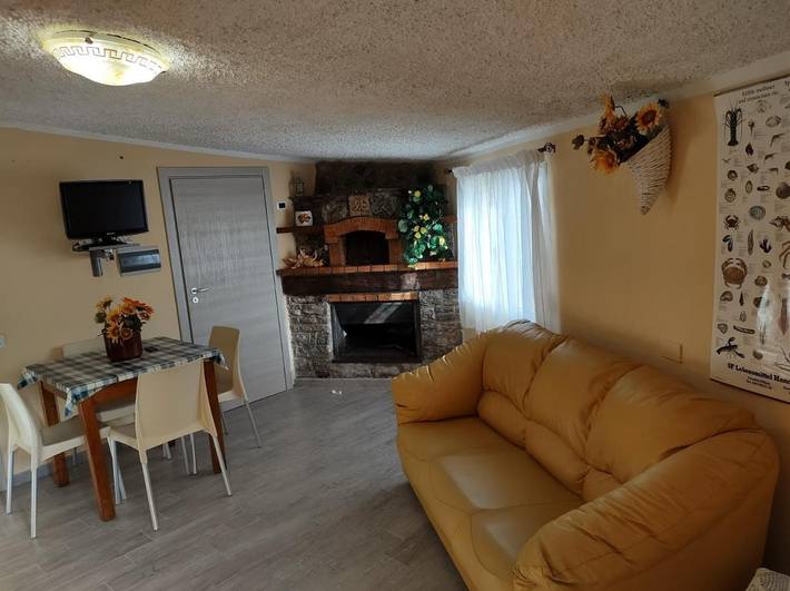 Gîte pour 4 personnes, avec piscine ainsi que terrasse et vue à Santa Domenica Talao - 3