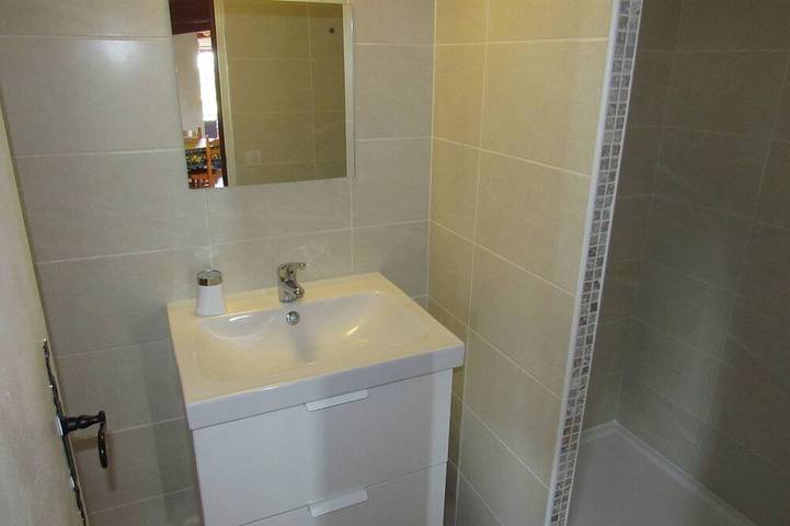 Gîte pour 4 personnes, avec piscine et jardin, animaux acceptés dans Bellefont-La Rauze - 4