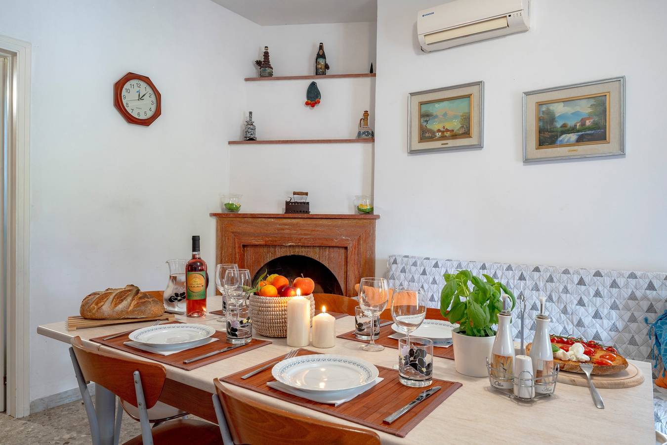 Ganze Wohnung, Apartment „Oasi Villa Anthea“ mit Gemeinschaftspool, Wlan und Klimaanlage in Monopoli, Bari Provinz