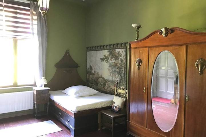 Ganze Wohnung, Ferienwohnung im historischen Herrenhaus - Ferienwohnung im Herrenhaus in Laasow, Vetschau
