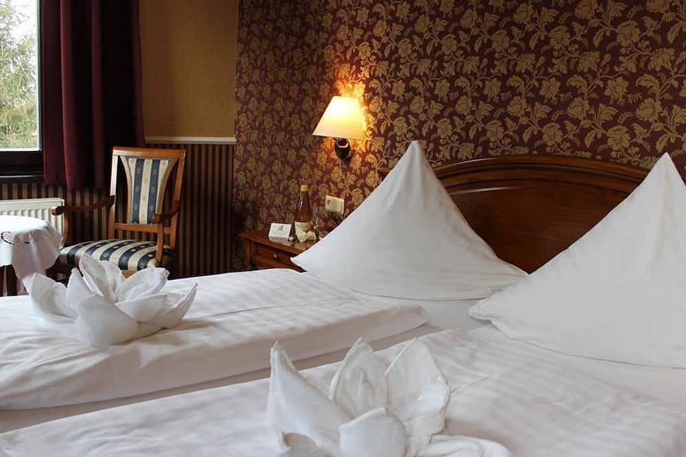 Schloss Hotel Stecklenberg - Doppelzimmer, Dusche, Wc, Komfort in Bad Suderode, Quedlinburg