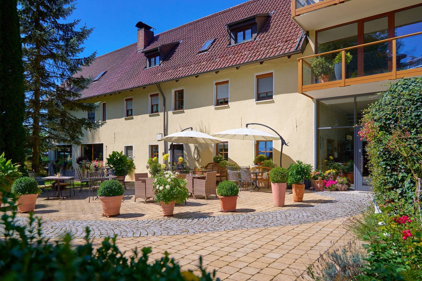 Landhotel Lindenhof - Einzelzimmer in Vohenstrauß, Naturpark Nördlicher Oberpfälzer Wald