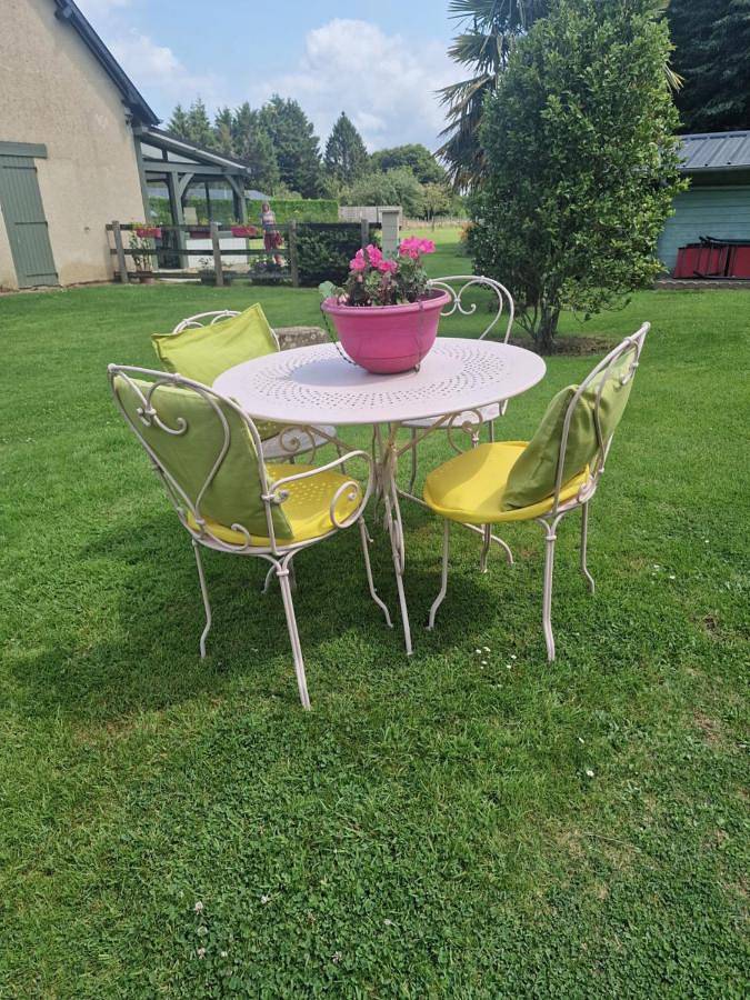 Gîte pour 2 personnes, avec jardin à Saint-Gatien-des-Bois - 3