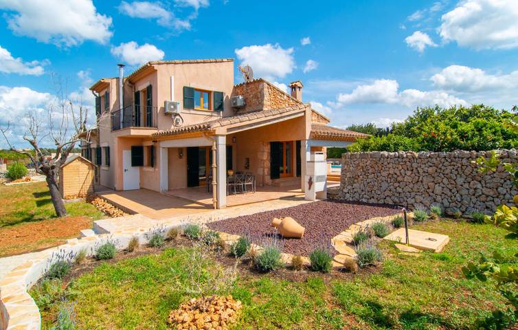 Sunny Terrace Rückzug in Sineu in Sineu, Mallorca Inselmitte