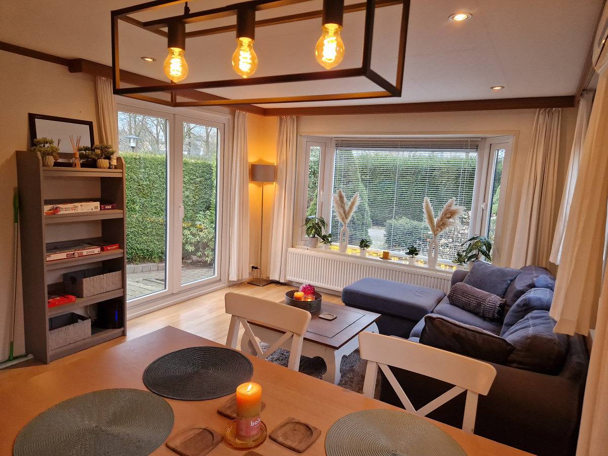 Dij114 Knus chalet met alle gemakken in bosrijke omgeving in Veluwe